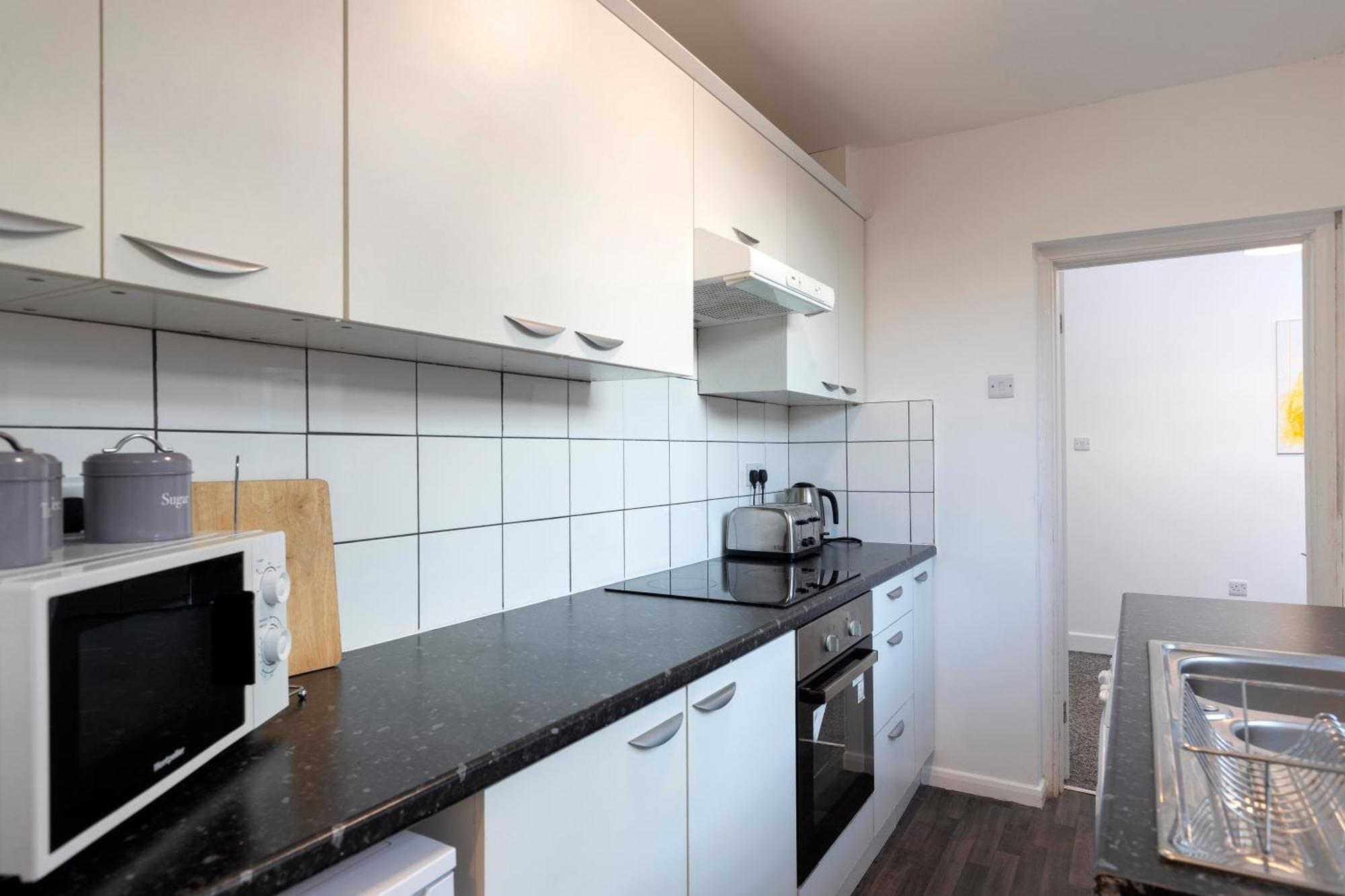 Quiet And Comfy House With 2 Bedrooms And 2 Bathrooms Super Fast Wifi And Crisp Hotel Standard White Linen Hosted By Our Home Short Stays Darlington  Kültér fotó